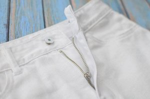 Женская джинсовая юбка с потертостями, цвет белый