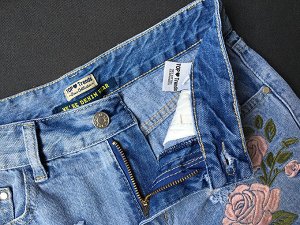 Женские джинсовые шорты, принт "Розы", цвет голубой