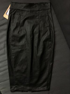 Женская юбка из экокожи, цвет черный