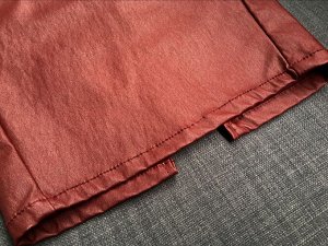 Женская красная юбка из экокожи