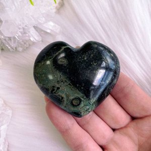 Сердце из Яшмы зеленой