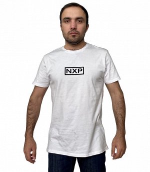 Белая футболка NXP – как раз под твои объемные брюки с карманами №222