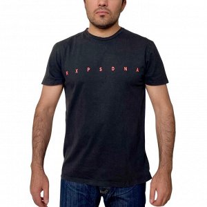 Ассиметричная мужская футболка KSCY – трендовое сочетание черного фона и белого принта №250