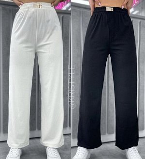 Спортивные штаны женские 7007 "Однотон - Клеш - Эмблема Пояс" Белые