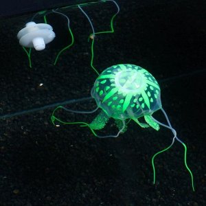 Декор для аквариума "Медуза" силиконовая, с неоновым эффектом, 5 х 5 х 15 см, зелёная