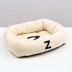 Лежанка для собак и кошек "Уют Z" , меховая, 45 х 35 х 11 см, микс
