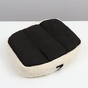 Лежанка для собак и кошек "Уют Z" , меховая, 45 х 35 х 11 см, микс