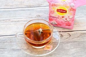 Lipton Saruka Tea 19.2g - Чай Липтон сакура. 12 порций