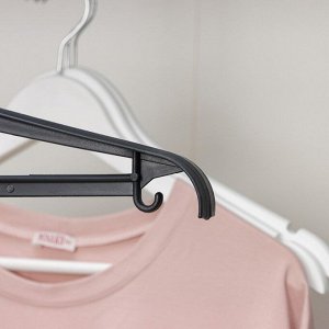 Вешалка-плечики для верxней одежды, размер 52-54, цвет МИКС