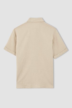 Рубашка свободного кроя с воротником из муслина и короткими рукавами
