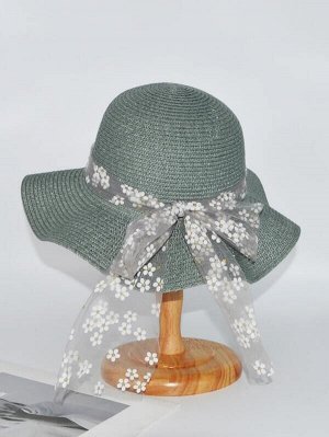 Соломенная шляпа с цветочным принтом с декором шарфа
