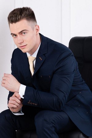 Костюм мужской
