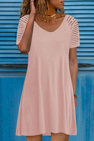 Розовое платье-футболка с прозрачными полосатыми рукавами