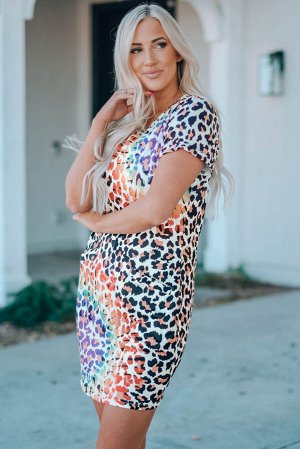 Леопардовое платье-футболка с разноцветным красочным принтом