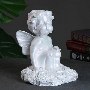 Фигура "Девочка ангел сидячая в розах" перламутр, 17х20х18см