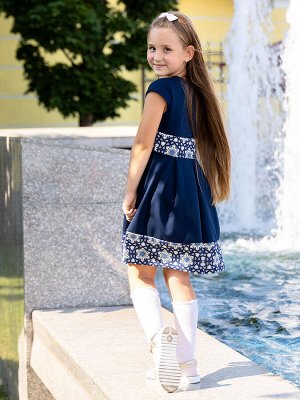 Школьное синее платье для девочки с отделкой Цвет: синий