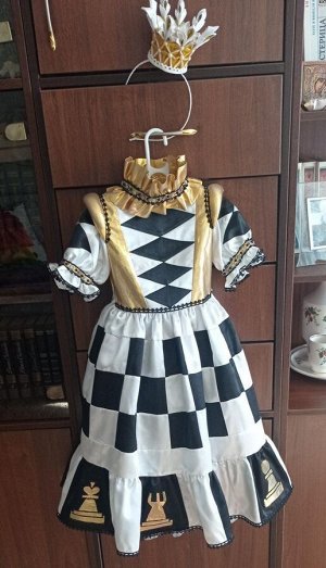 Карнавальное платье / новогодний костюм / костюм шахматной королевы / платье на новый год