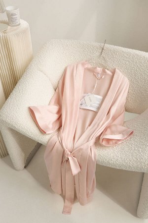 Женский халат с поясом, цвет розовый