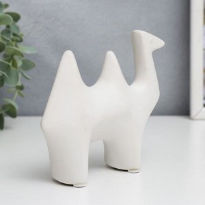 Сувенир керамика "Белый верблюд" матовый 11,2х4х13,7 см
