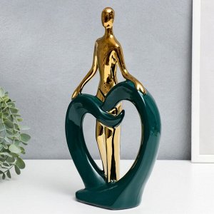 Сувенир керамика "Влюблённый парень у сердца" тёмно-зелёный с золотом 32х18 см