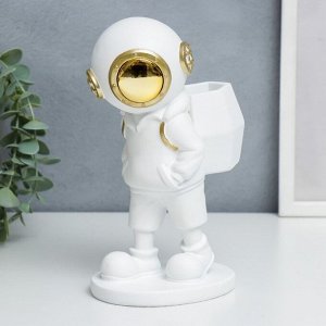 Сувенир полистоун подставка "Девочка с хвостиком в шлеме космонавта" бело-золотой 22х9,5 см 737057