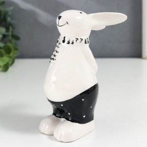 Сувенир керамика "Зайчишка в шарфике" 5х9х12 см
