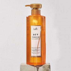 Шампунь с яблочным уксусом для блеска волос Lador ACV Vinegar Shampoo