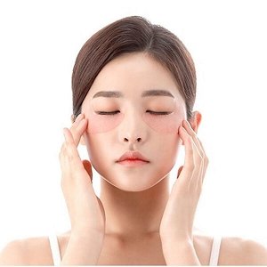 Осветляющие тканевые патчи для глаз с витаминным комплексом Petitfee Pink Vita Brightening Eye Mask, 60 шт