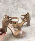 Босоножки женские каблук