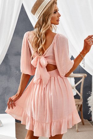 Розовое платье с открытой спиной на завязке и квадратным вырезом