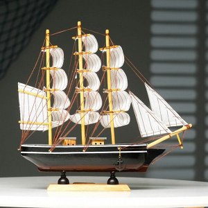 Корабль сувенирный средний «Амалия», микс.