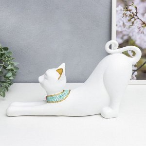 Сувенир полистоун "Белая кошка с голубым ожерельем" потягивается 19х9х34 см