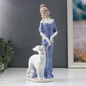 Сувенир керамика "Девушка с гончей собакой" 30x11x8 см