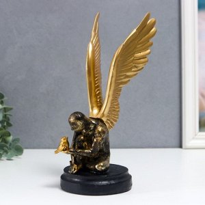 Сувенир полистоун "Ангел с золотыми крыльями, с голубем" 25,5х11х17 см