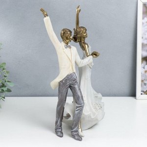 Сувенир полистоун "Молодожёны - свадебный танец" 35,5х14х25 см