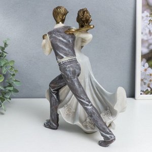 Сувенир полистоун "Новобрачные - свадебный танец" 27,5х13х20,5 см