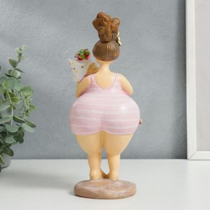 Сувенир полистоун "Аппетитная толстушка с рожком мороженого" 22х9х9,5 см