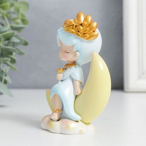 Сувенир полистоун "Малышка с короткими волосами в лавровом венке на месяце" 8,5х4х6,5 см
