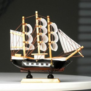 Корабль сувенирный малый "Фараон", борты чёрные, каюты, 3 мачты, белые паруса в полоску
