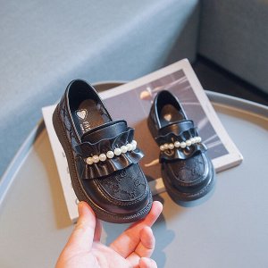 Туфли детские с полупрозрачным верхом и декором из бусин, цвет черный