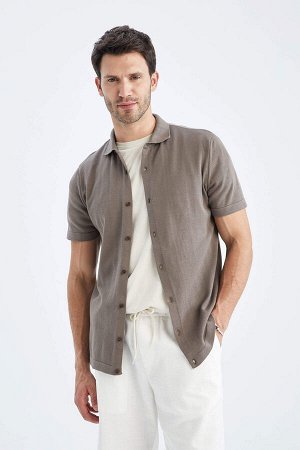 Трикотажная футболка Slim Fit с воротником-поло и короткими рукавами на пуговицах