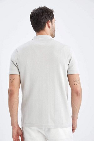 Трикотажная футболка Slim Fit с воротником-поло и короткими рукавами на пуговицах
