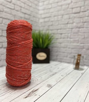 Шнур Красный (102) плоский 4мм 2 нити с серебряным люрексом