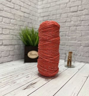 Шнур Красный (102) плоский 4мм 2 нити с серебряным люрексом