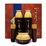 Bergamo Уходовый набор с экстрактом женьшеня Yezihu Skin Care 3Set, 150мл*2шт, 50гр, 30мл*2шт.