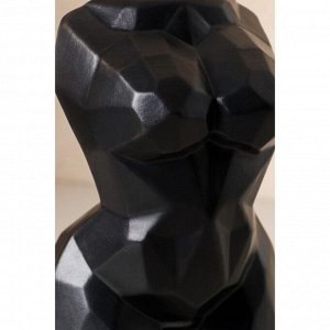 Ваза керамическая "Тело женщины", настольная, геометрия, чёрная матовая, 19 см