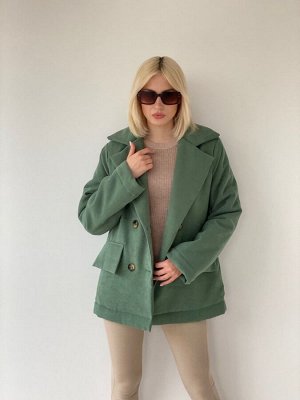 Куртка утеплённая в зелёном цвете
