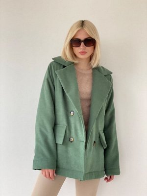 Куртка утеплённая в зелёном цвете