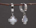 Серьги из стали