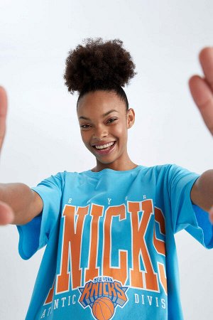Defacto Fit NBA New York Knicks Oversize-футболка с круглым вырезом и короткими рукавами